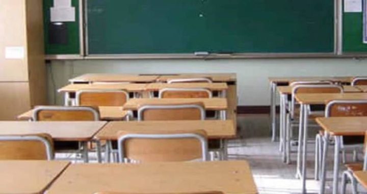 Scuole, interventi a Napoli e in provincia