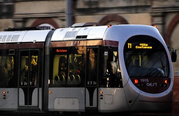 biglietto per bus, treno, tramvia