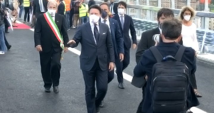 Conte sul Pone Genova San Giorgio