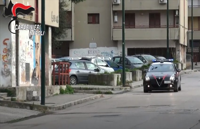 Ponticelli, arrestati i presunti autori del lancio della bomba l’11 maggio. Poteva uccidere diverse persone nel raggio di 10 metri (VIDEO)