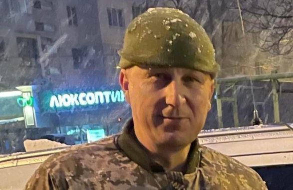 Generale ucraino si offre come ostaggio per evacuazione dei bambini