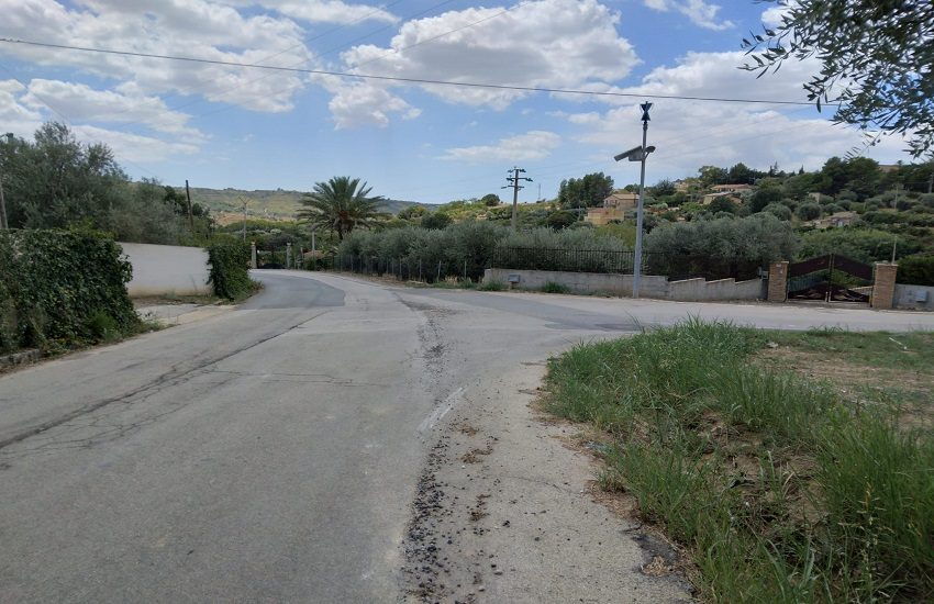 [FOTO] Caltagirone, consegnati questa mattina i lavori per l’ammodernamento di via Venanzio Marvuglia