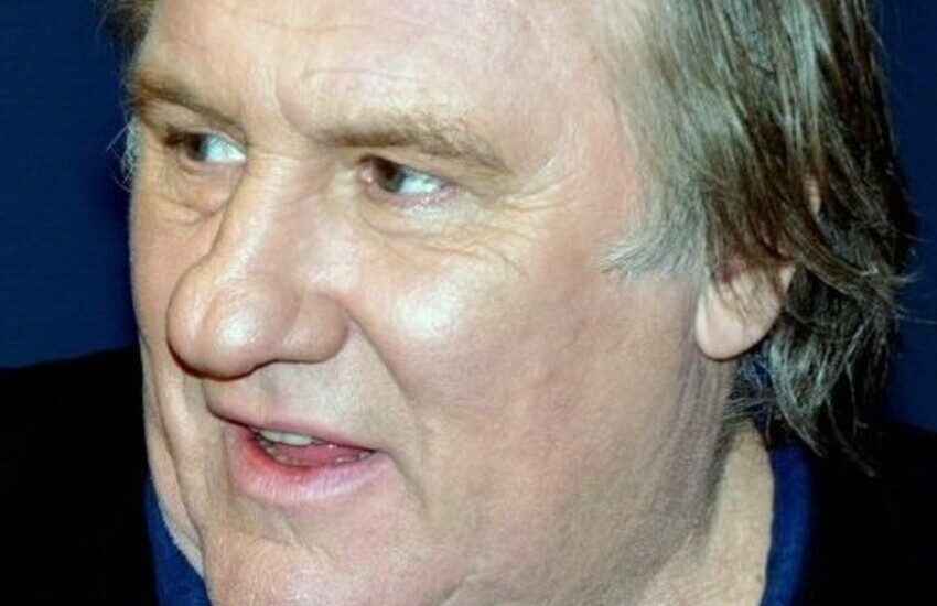 Gerard Depardieu Choc 13 Attrici Lo Accusano Di Violenza Sessuale Sul Set 