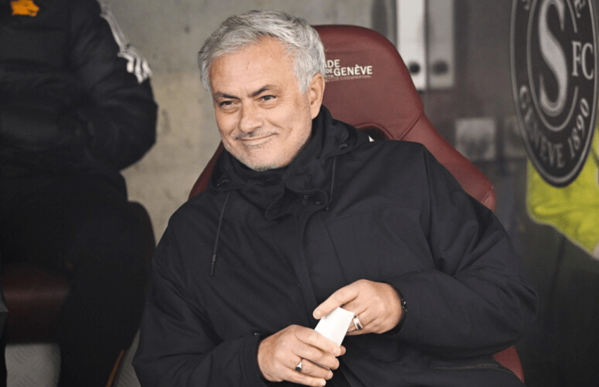 Mourinho esonerato dalla Roma: “Serve un cambio immediato”. Chi sarà il nuovo tecnico?