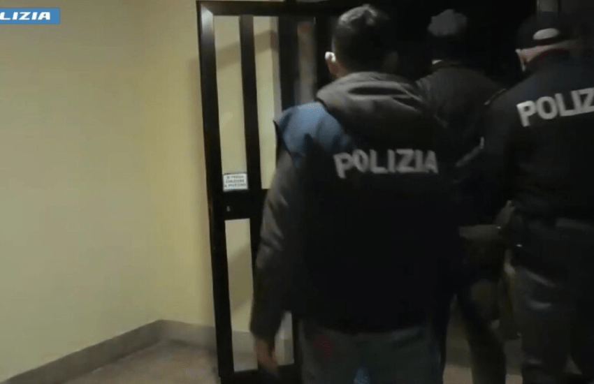 Messina, droga e cellulari in carcere: perquisiti 21 detenuti e 9 agenti di polizia penitenziaria