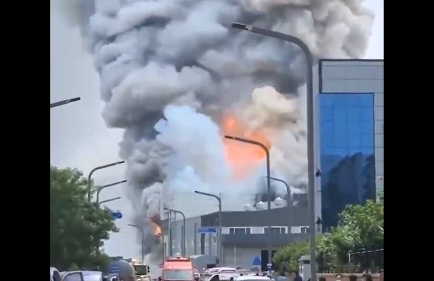 Incendio nella fabbrica di batterie al litio: strage di operai (VIDEO)