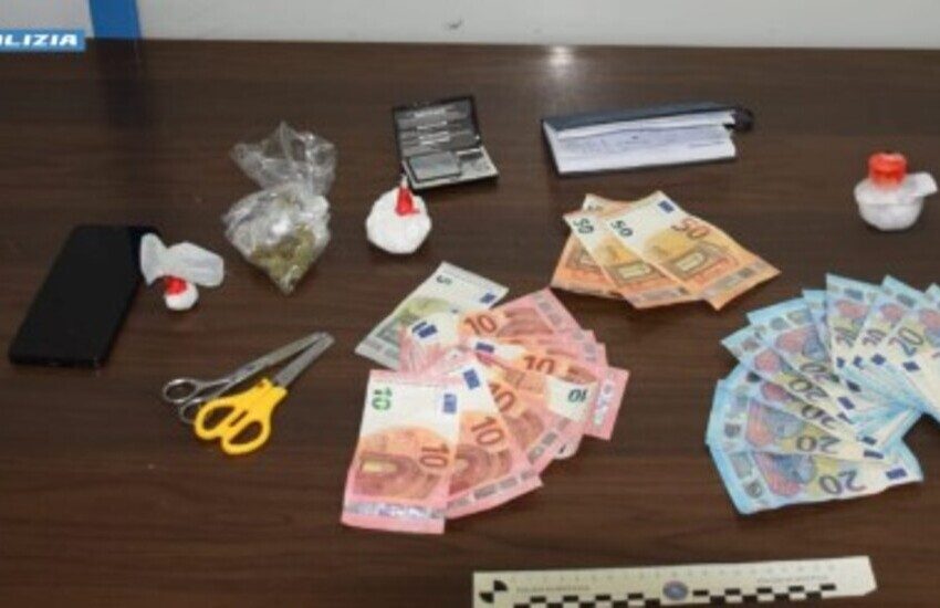 Spaccio nel Salento. Cocaina, marijuana e un’agenda piena di nomi sulla clientela: arrestato 43enne