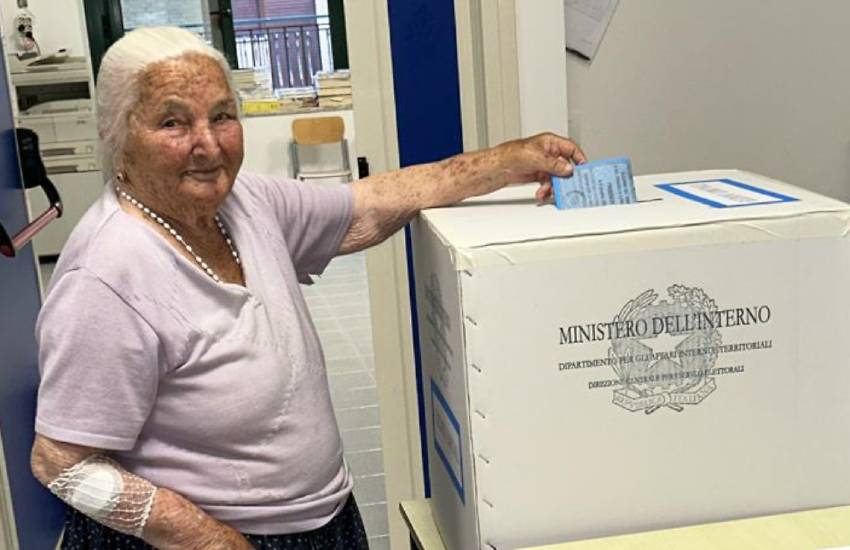 Alle urne a 102 anni in provincia di Latina: l’esempio della signora Maria