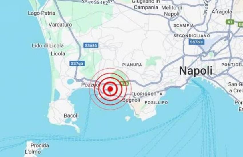 Napoli, la terra trema ancora: panico per terremoto con epicentro nei Campi Flegrei