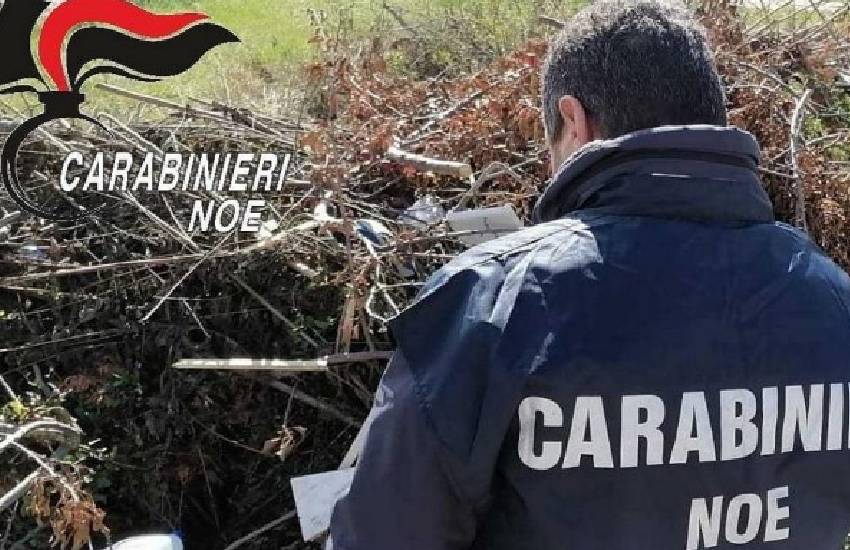 Discarica abusiva da 10mila metri quadri sequestrata dai carabinieri in provincia di Latina