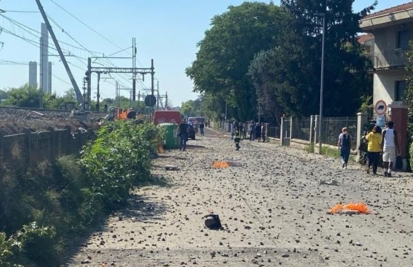 L’urto e poi il boato: devastante incidente ferroviario a Parma, ci sono feriti