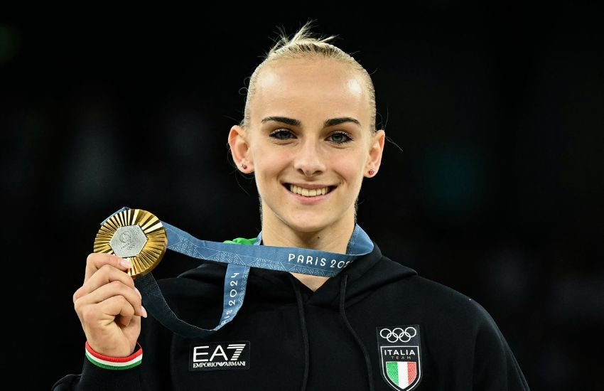 Olimpiadi, Alice D’Amato da urlo: storico oro nella trave (VIDEO)