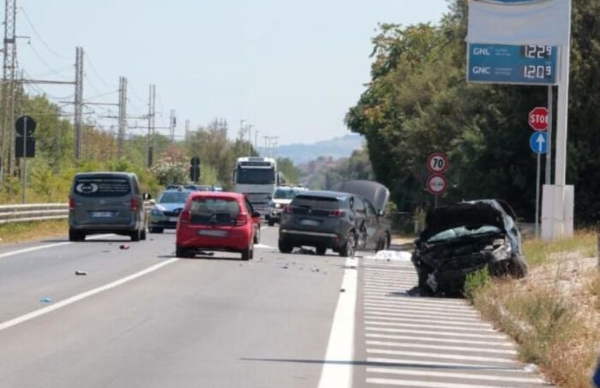 Senigallia: due ciclisti investiti e uccisi da un neopatentato