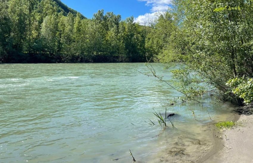 Parma, giallo nel fiume Taro: ritrovato il cadavere di una persona. È l’ennesimo delitto irrisolto?