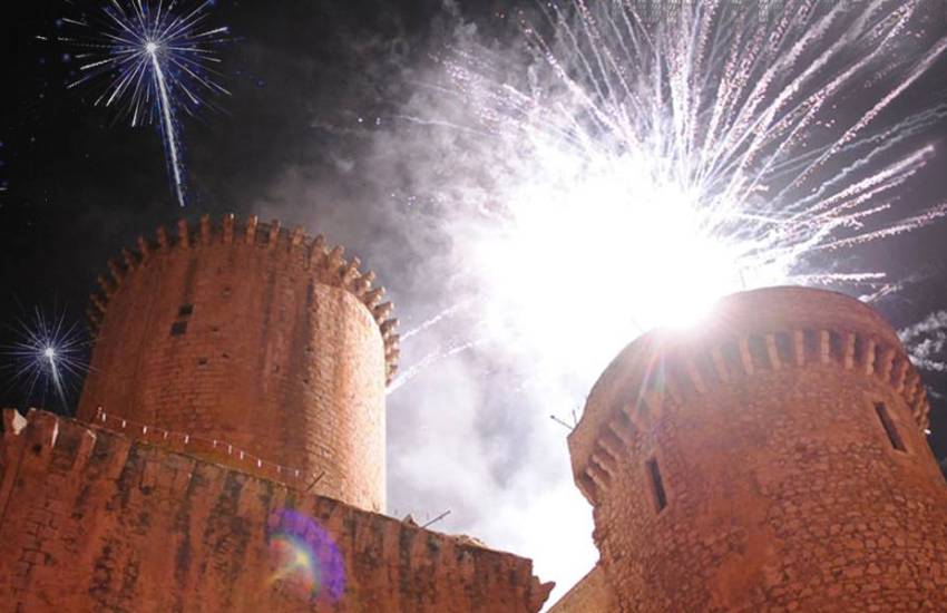 Fuochi artificiali “silenziosi” per la festa delle “Sbaracco”. La scelta del comune di Fondi