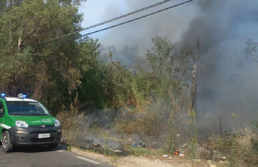 Preso col “cerino in mano” dai Carabinieri Forestali. Piromane pontino finisce in manette