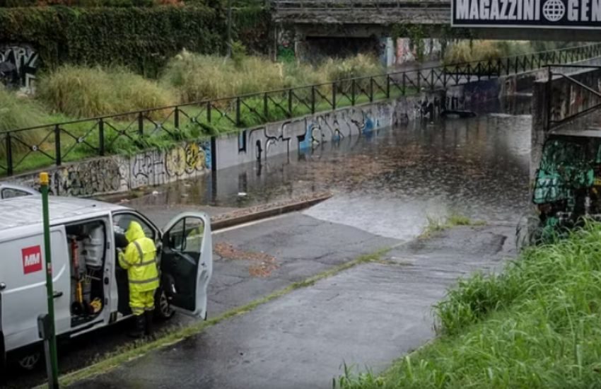 Meteo: piogge, grandine e temporali. Allerta in nove regioni