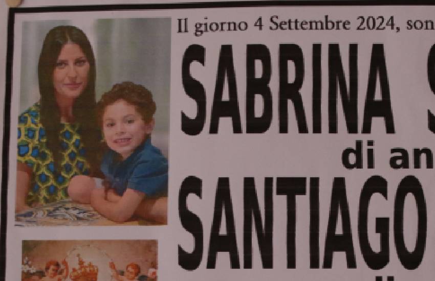 È il giorno del dolore a Nettuno per i funerali di Sabrina e Santiago