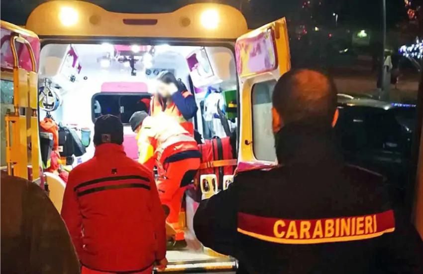 Incidente a Napoli, morta una ragazza di 19 anni e 5 feriti