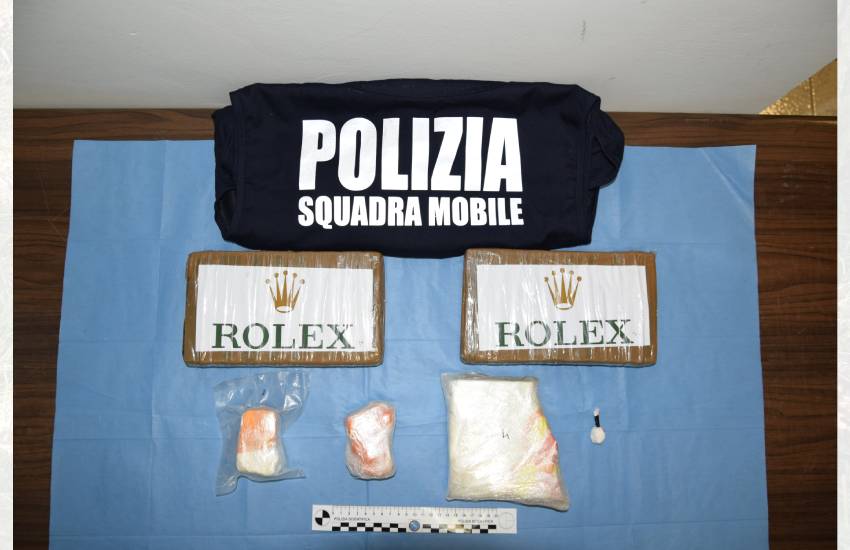 Cocaina a marchio “Rolex”; maxi sequestro della Polizia in provincia di Latina