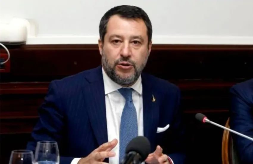 Processo Open Arms, la Lega scende in piazza a Palermo per difendere Salvini