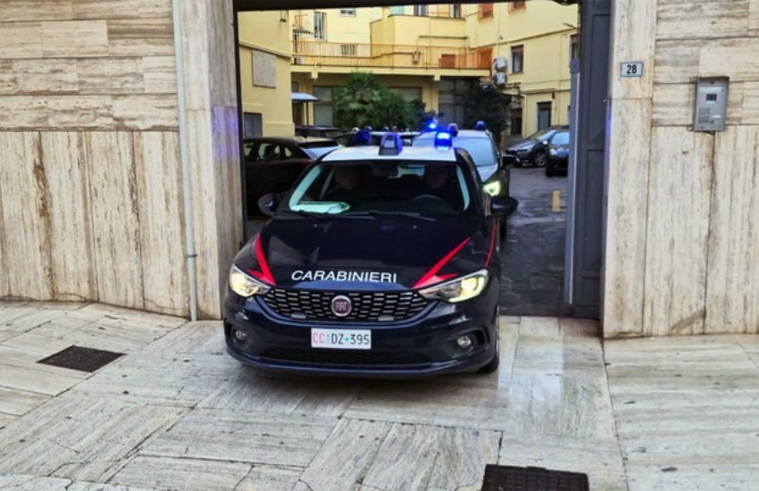 Siracusa, sequestrarono 19enne per debiti di droga: nove arresti, tra cui 4 minori