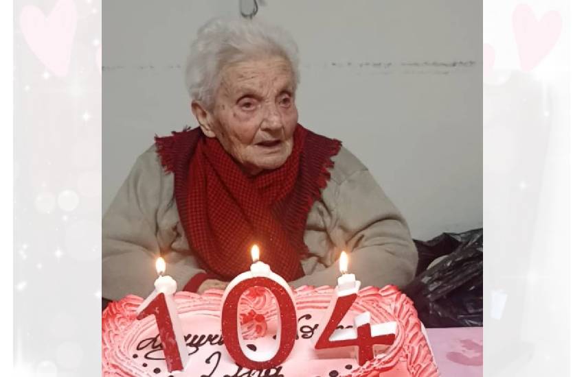 Festa in provincia di Latina per gli splendidi 104 anni di nonna Filomena