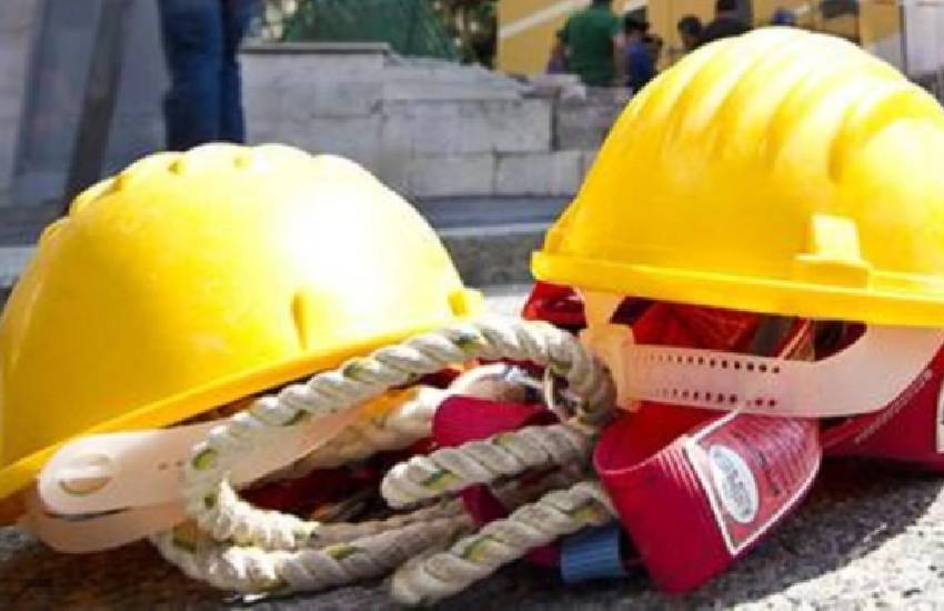 Tragica pausa sigaretta… Operaio cade dal balcone di un edificio. Purtroppo inutili i soccorsi. Aveva 32 anni. E’ successo alla periferia di Cassino