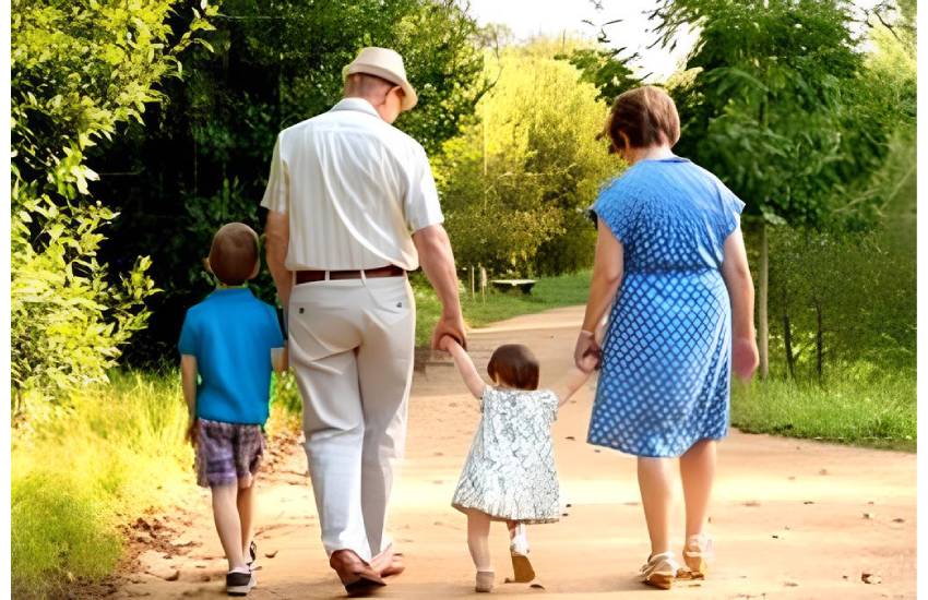 Vuole restare coi nonni; 14enne pontina rifiuta l’adozione. Il Ministro accoglie la sua richiesta