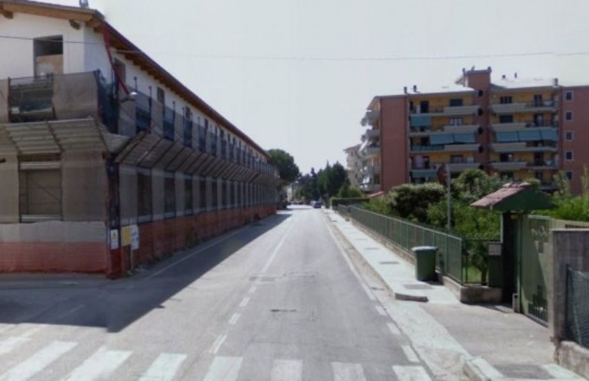 Pontecagnano Faiano, ennesimo incidente in via Picentino: i residenti chiedono interventi immediati